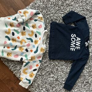 Petit Lem and Uniqlo Multicolor Patterned and Navy Kids Sweatshirts 18 - 24mo